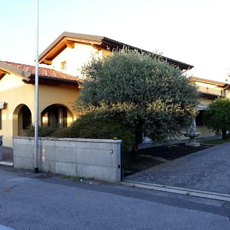 Villa Loredana Elegant Villa With Private Bathroom Spinea Exterior foto